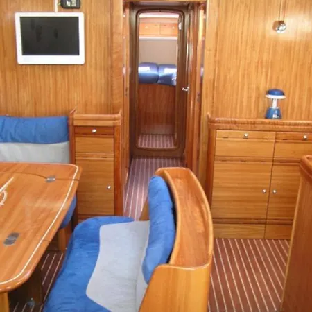 Botel Portugizac *